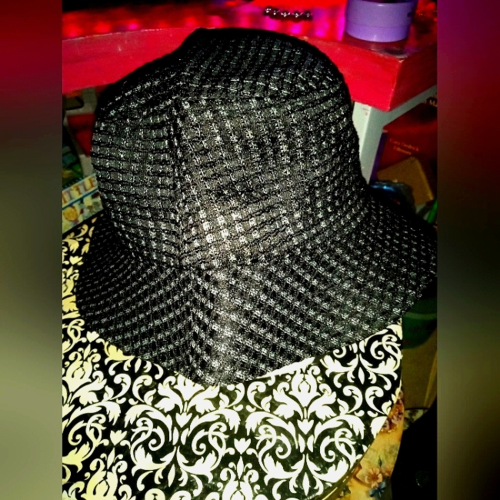 Black kango style woven hat
